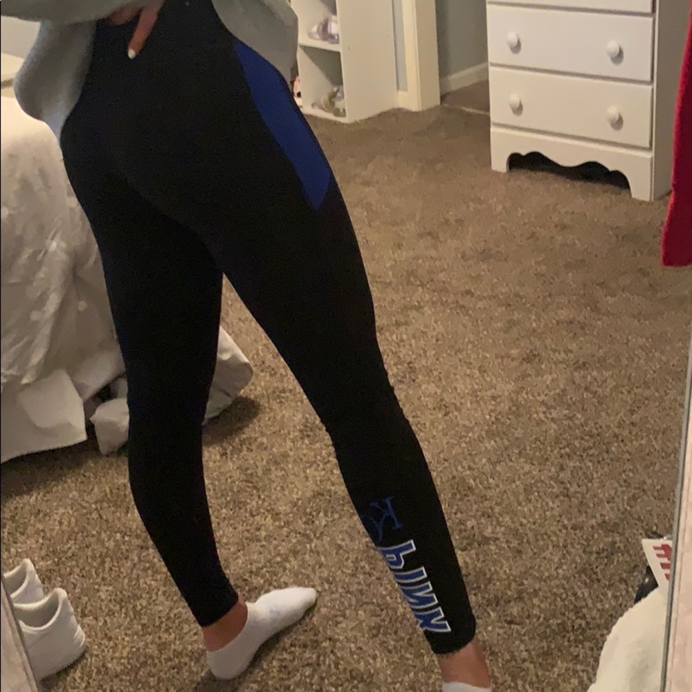 VS Pink royals leggings